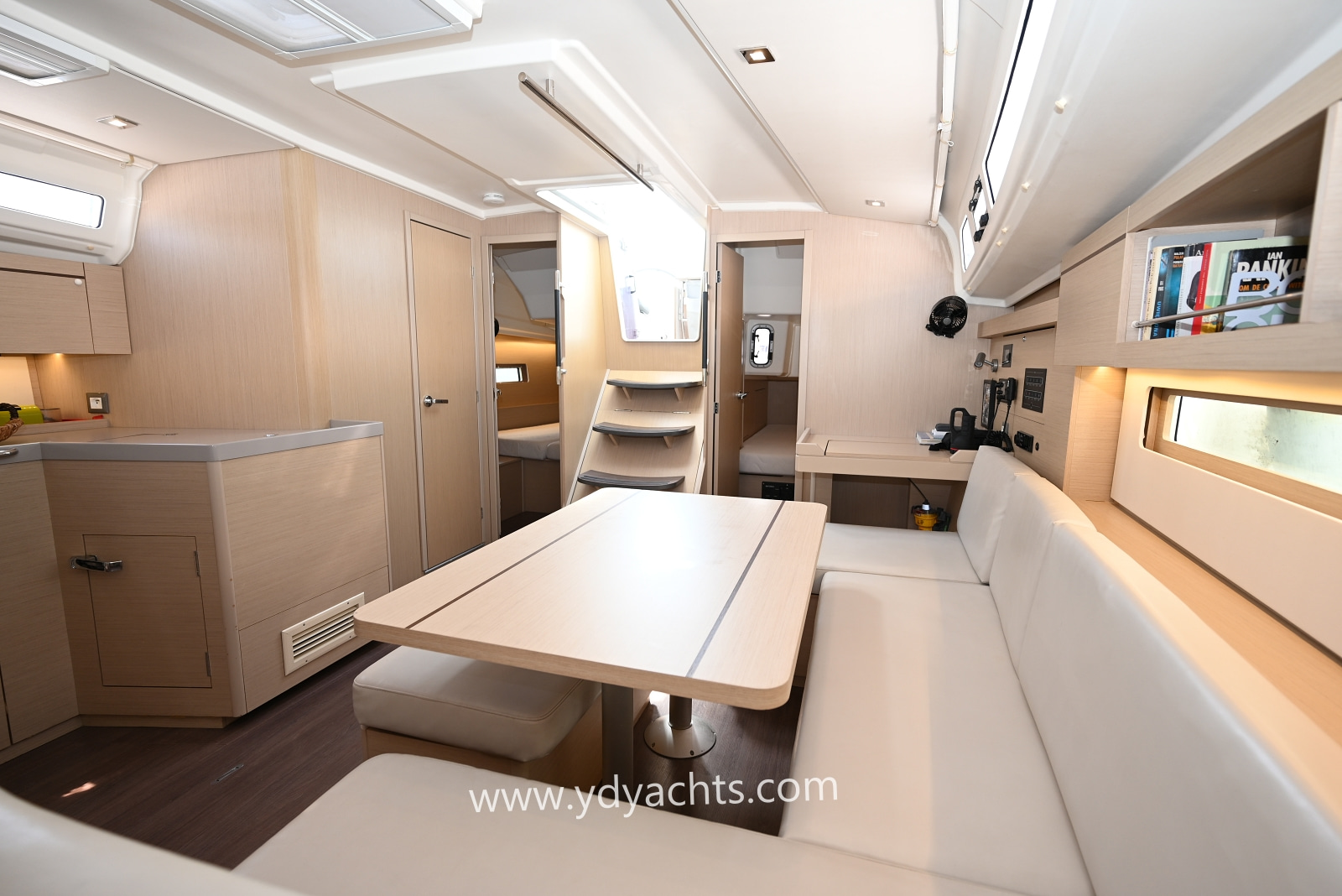 2022 Beneteau Oceanis 40.1 à vendre (photo 29)