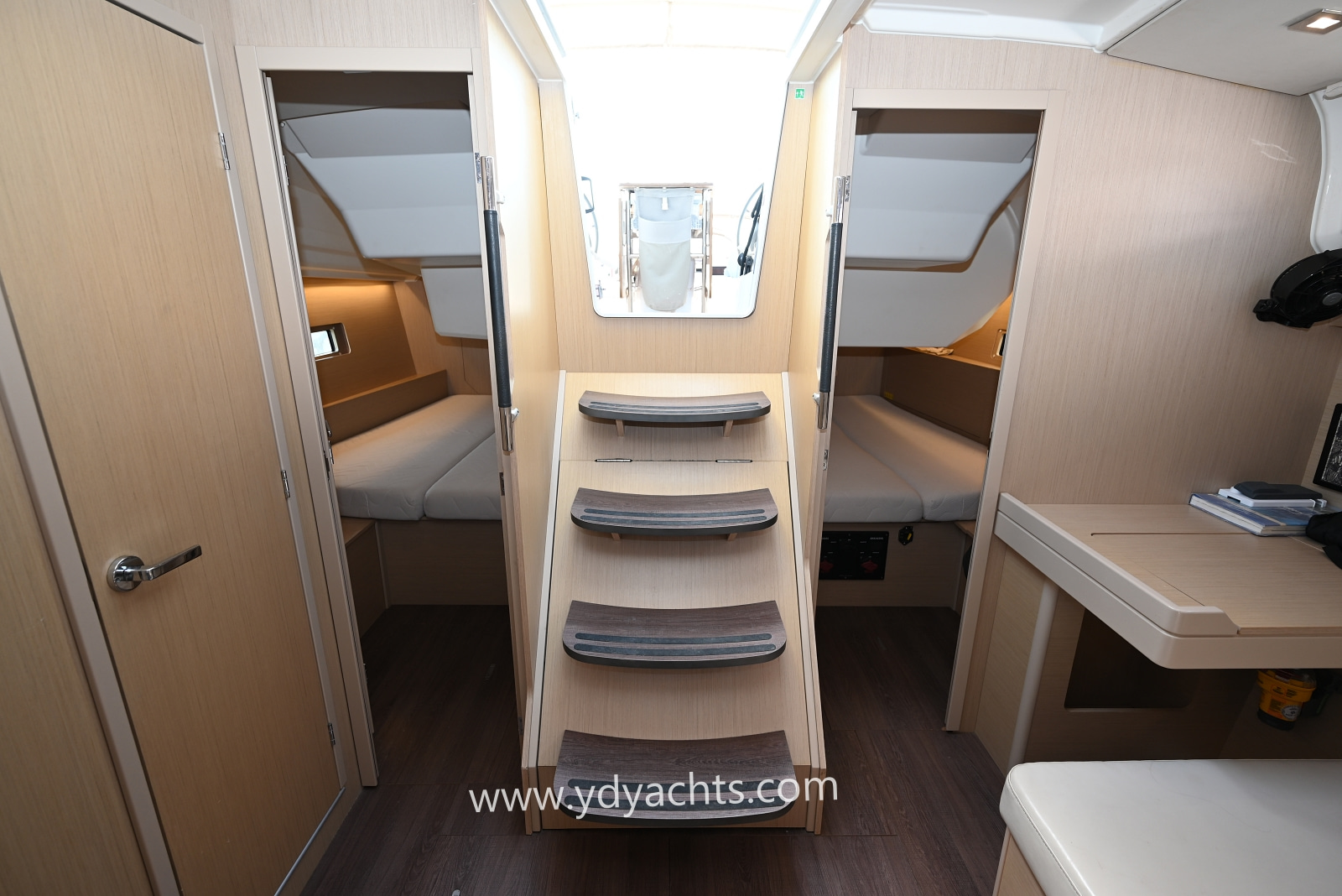 2022 Beneteau Oceanis 40.1 à vendre (photo 34)