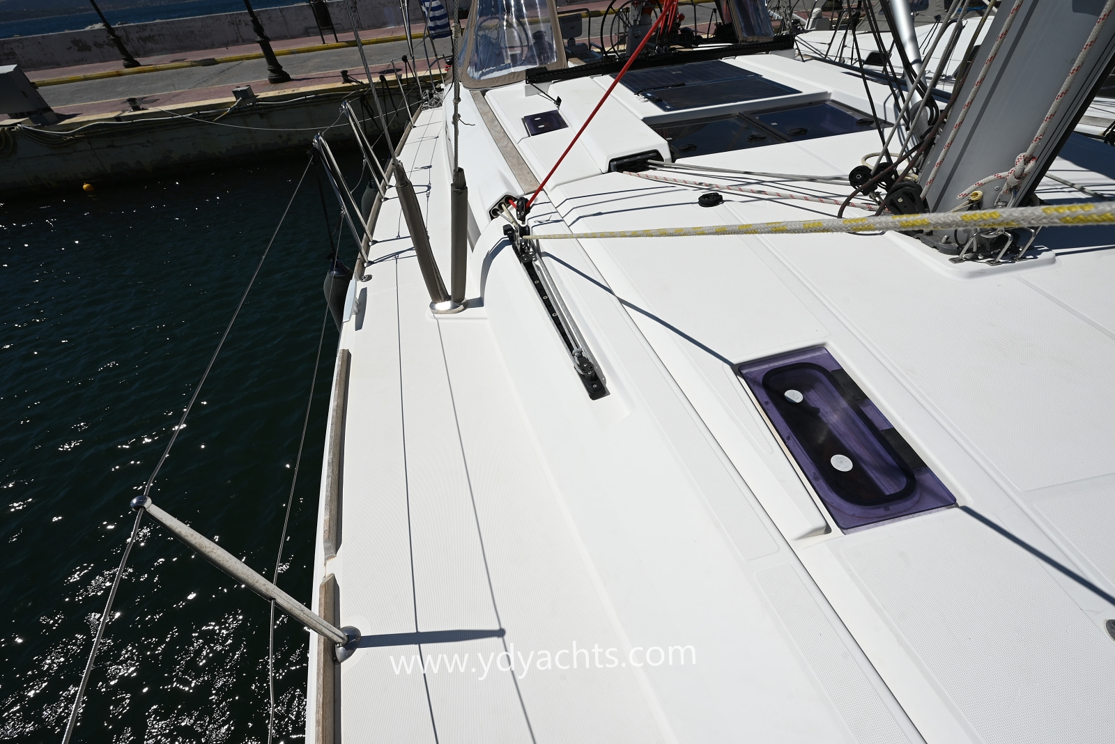 2016 Jeanneau Sun Odyssey te koop (photo 13)