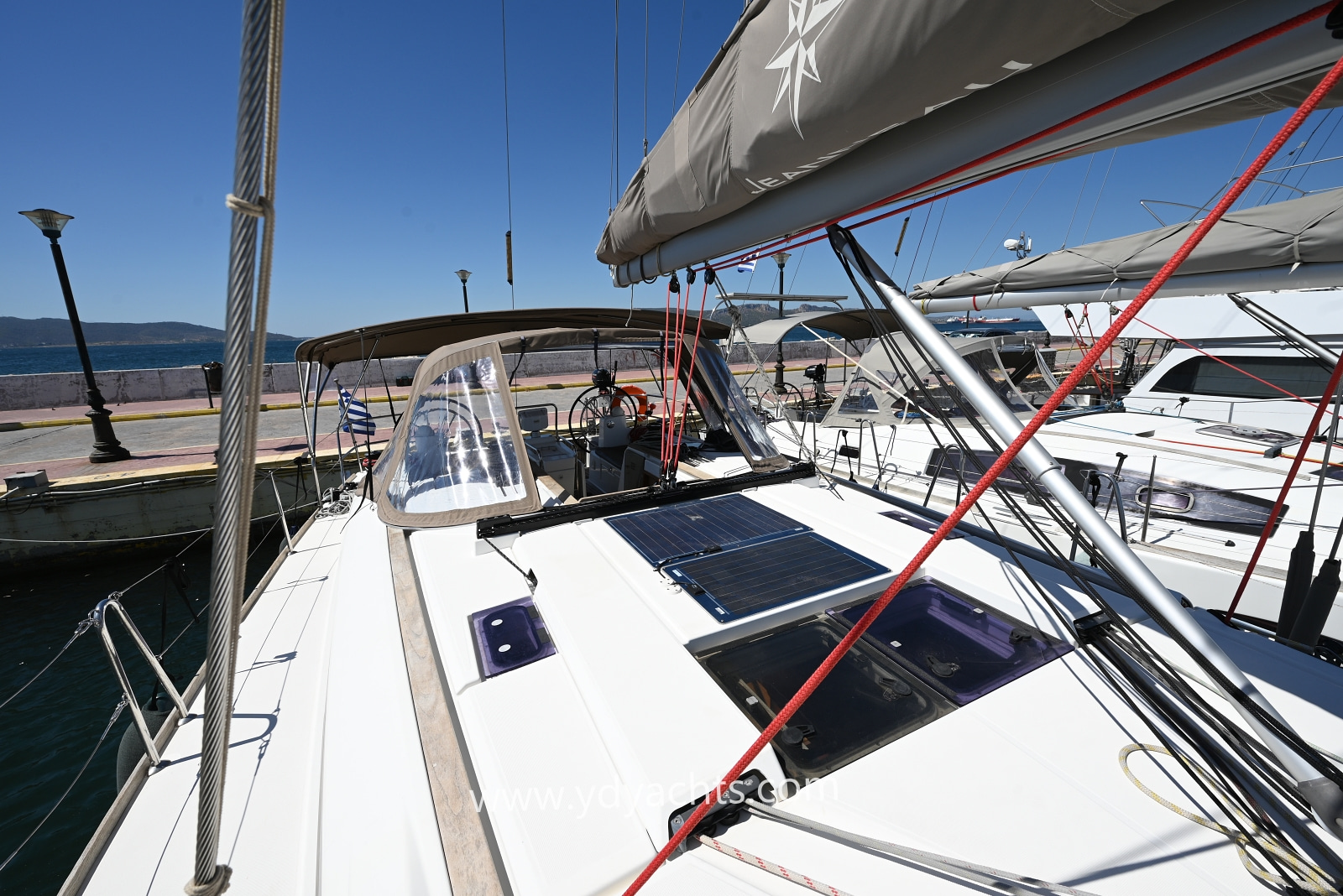 2016 Jeanneau Sun Odyssey te koop (photo 15)