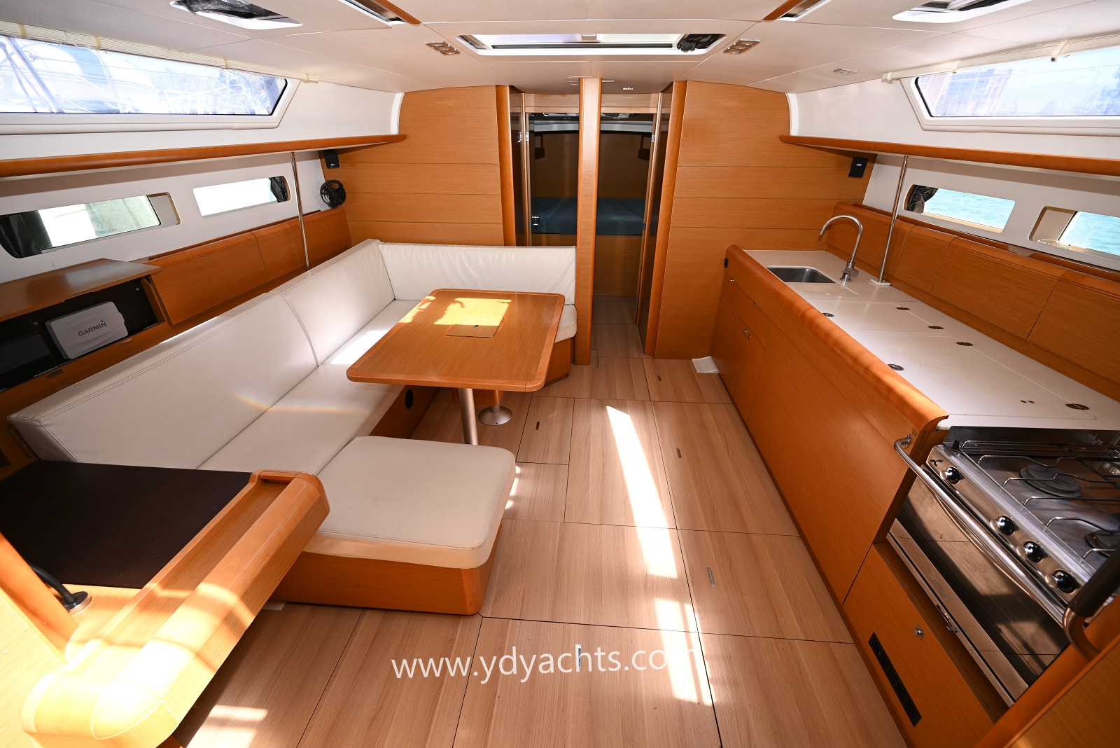 2016 Jeanneau Sun Odyssey te koop (photo 18)