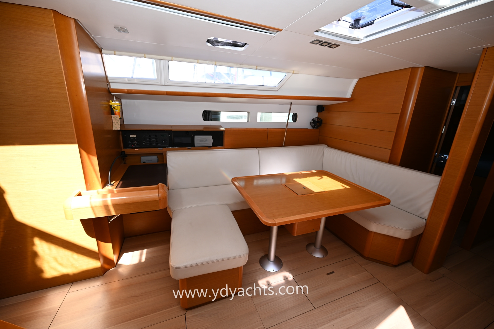 2016 Jeanneau Sun Odyssey te koop (photo 21)