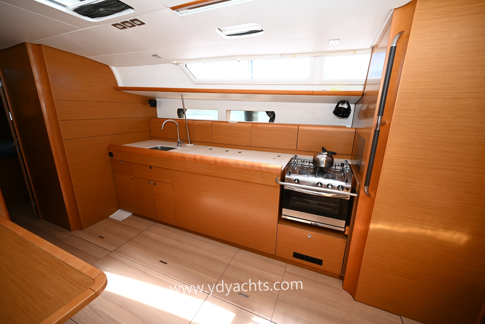 2016 Jeanneau Sun Odyssey te koop (photo 23)
