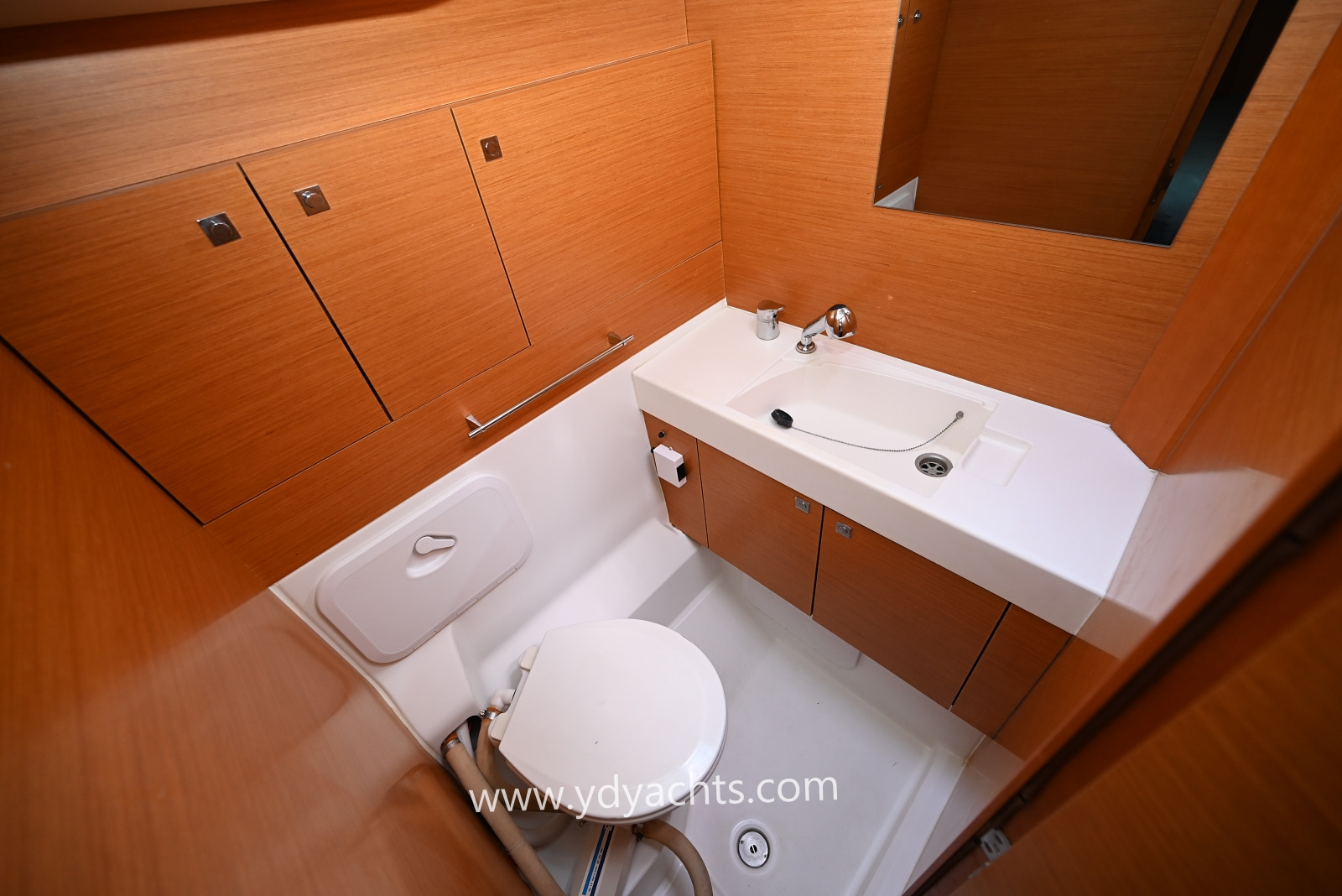 2016 Jeanneau Sun Odyssey te koop (photo 31)