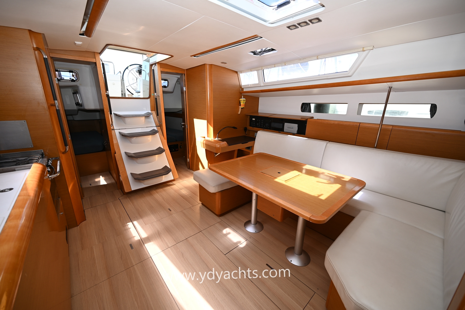 2016 Jeanneau Sun Odyssey te koop (photo 38)