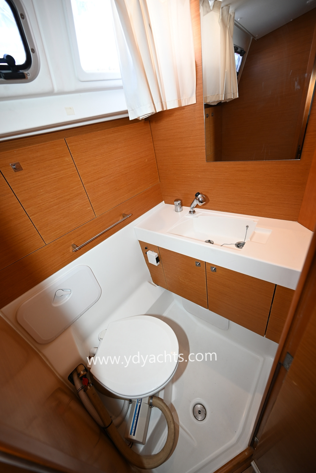 2016 Jeanneau Sun Odyssey te koop (photo 50)