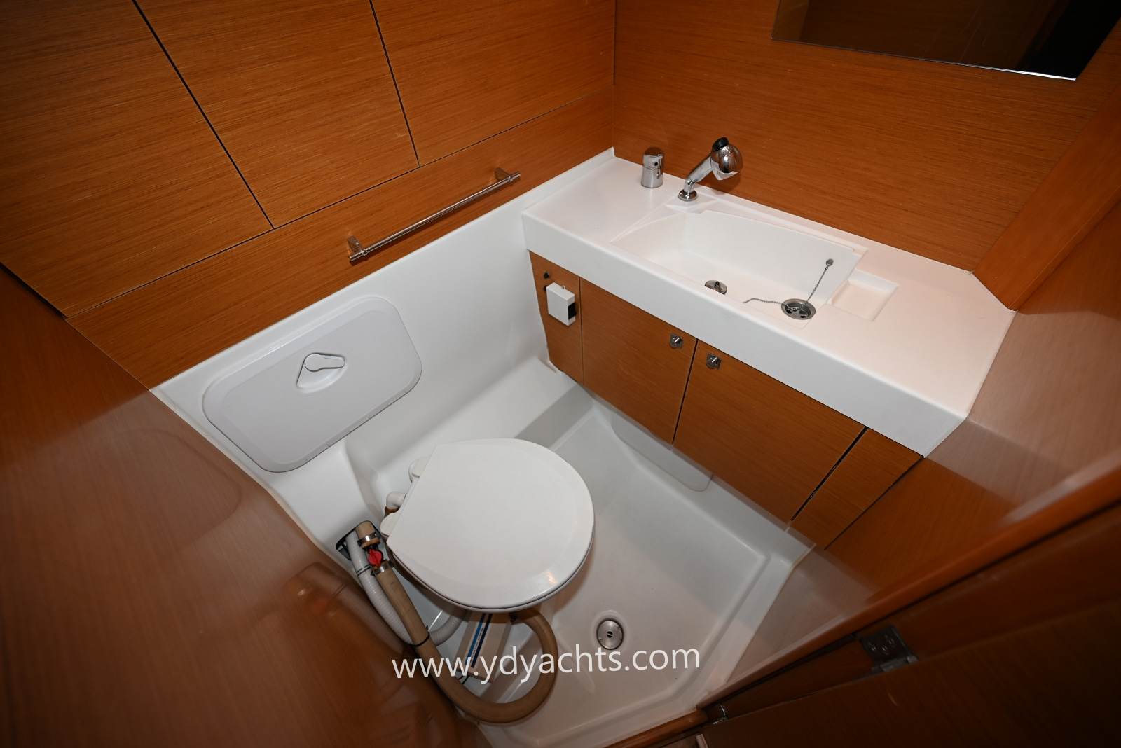 2016 Jeanneau Sun Odyssey te koop (photo 51)