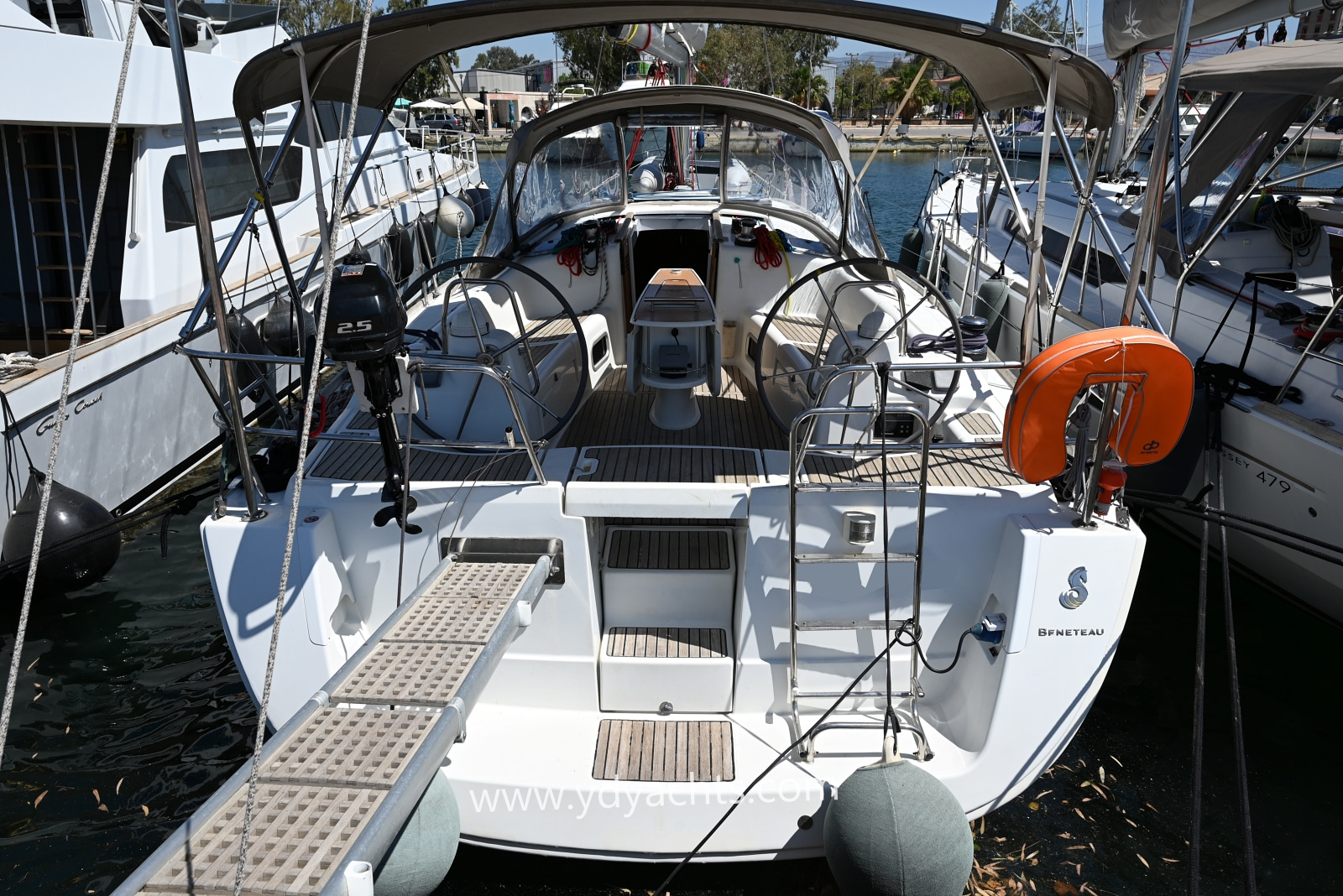 2010 Beneteau Oceanis 40 à venda (photo 2)