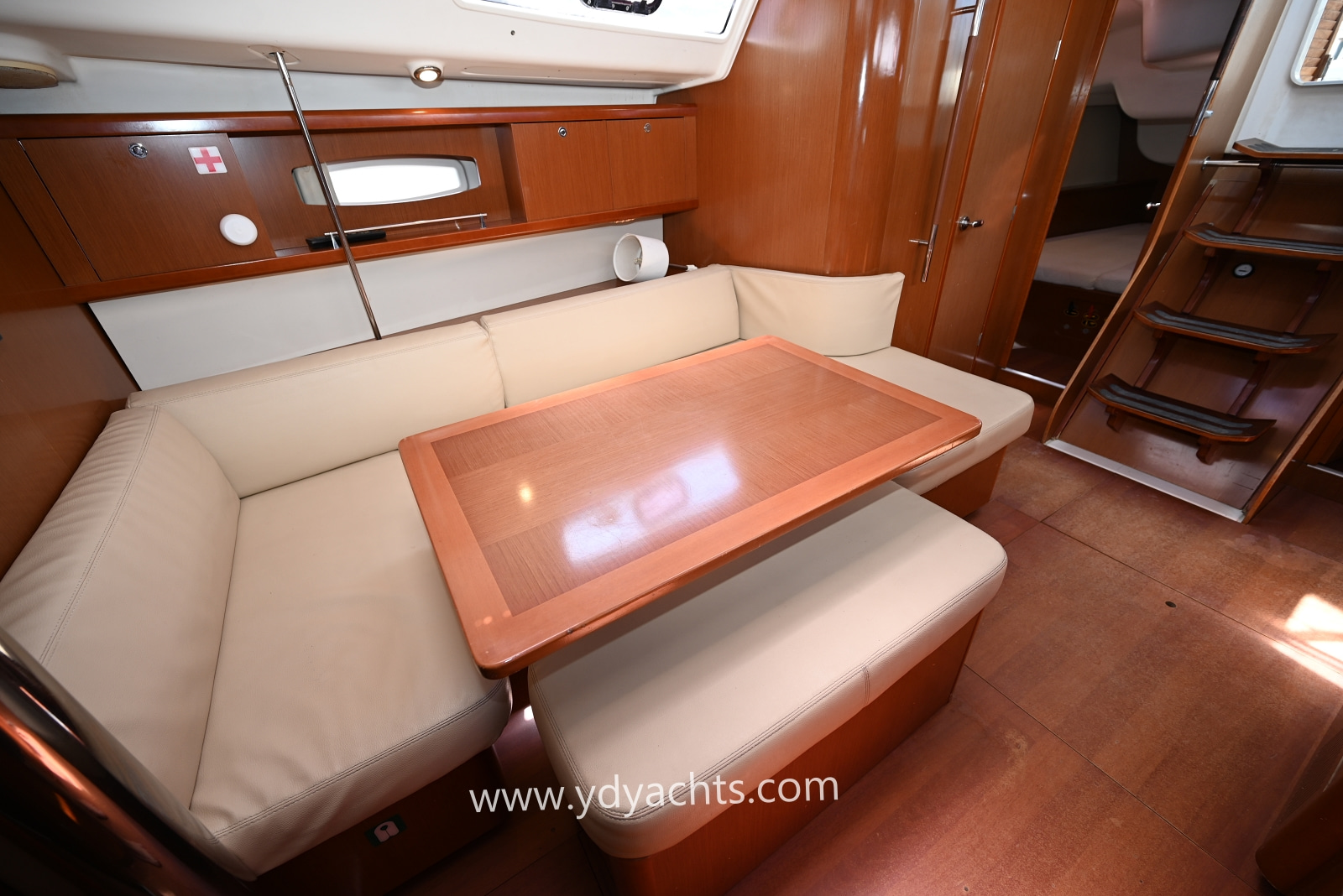 2010 Beneteau Oceanis 40 à venda (photo 28)