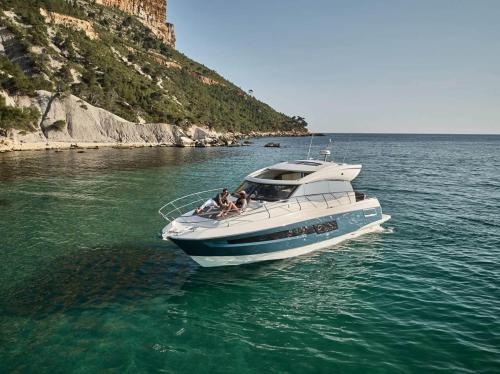 2025 Prestige Yachts 460 S zu verkaufen (photo 3)