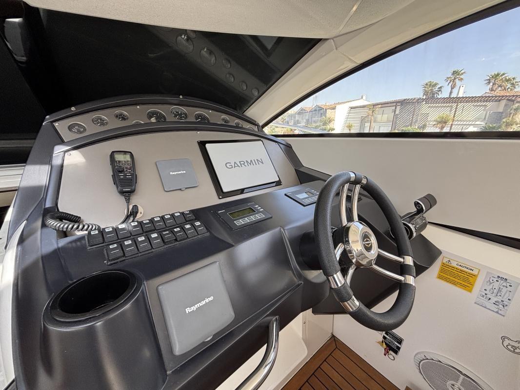 2007 Sunseeker 53 Portofino MKII for sale (photo 6)