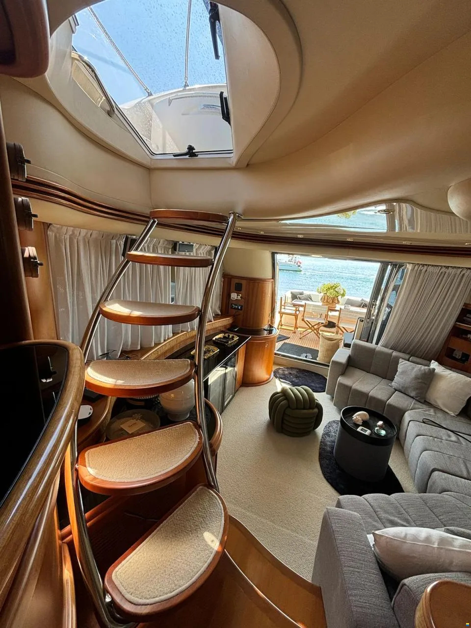 2008 Azimut AZ 68 Fly te koop (photo 16)