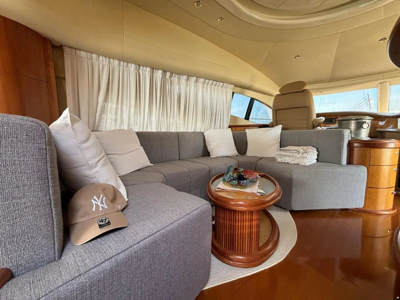 2008 Azimut AZ 68 Fly te koop (photo 18)