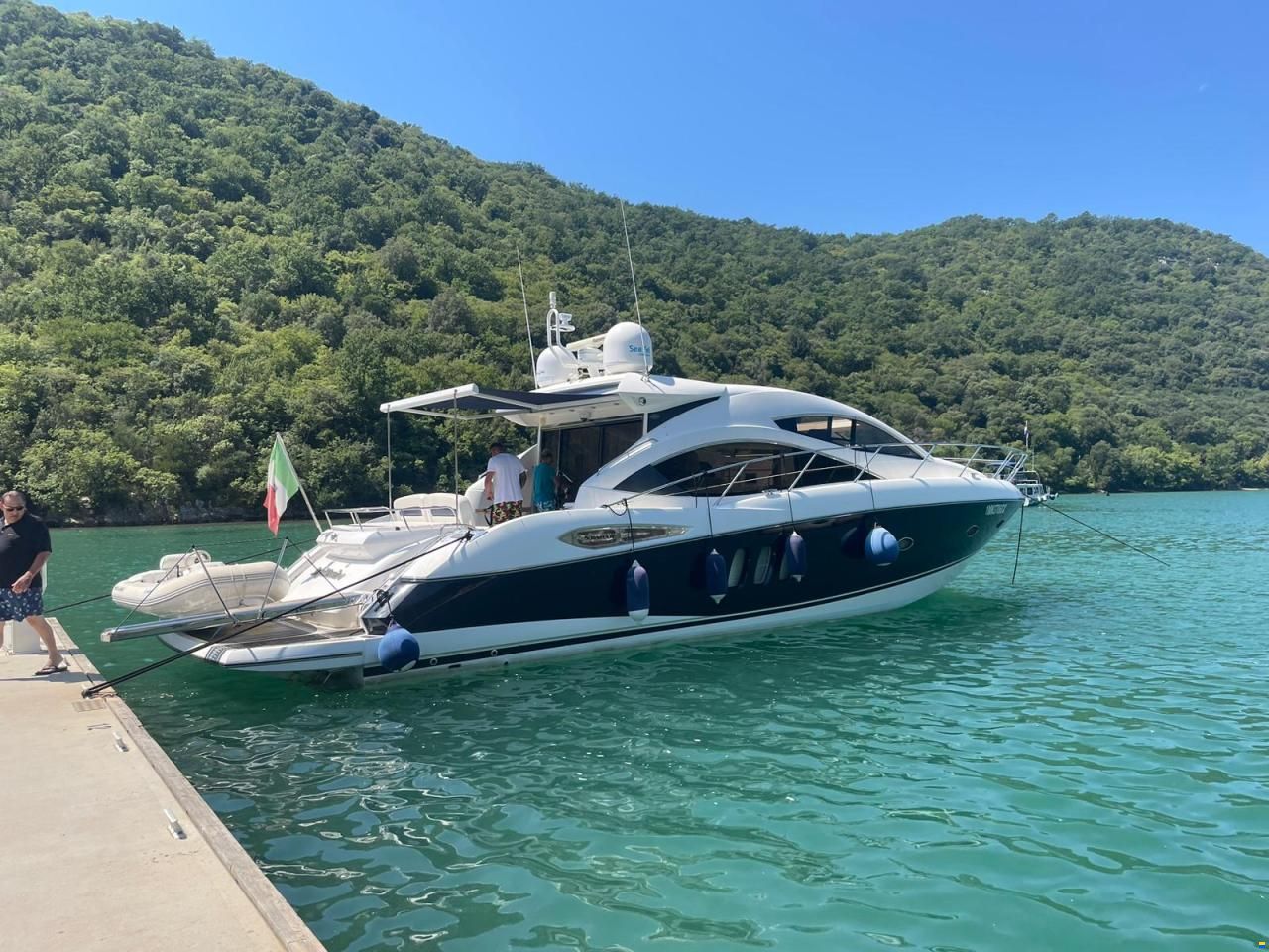 2006 Sunseeker Predator 52 te koop (photo 2)