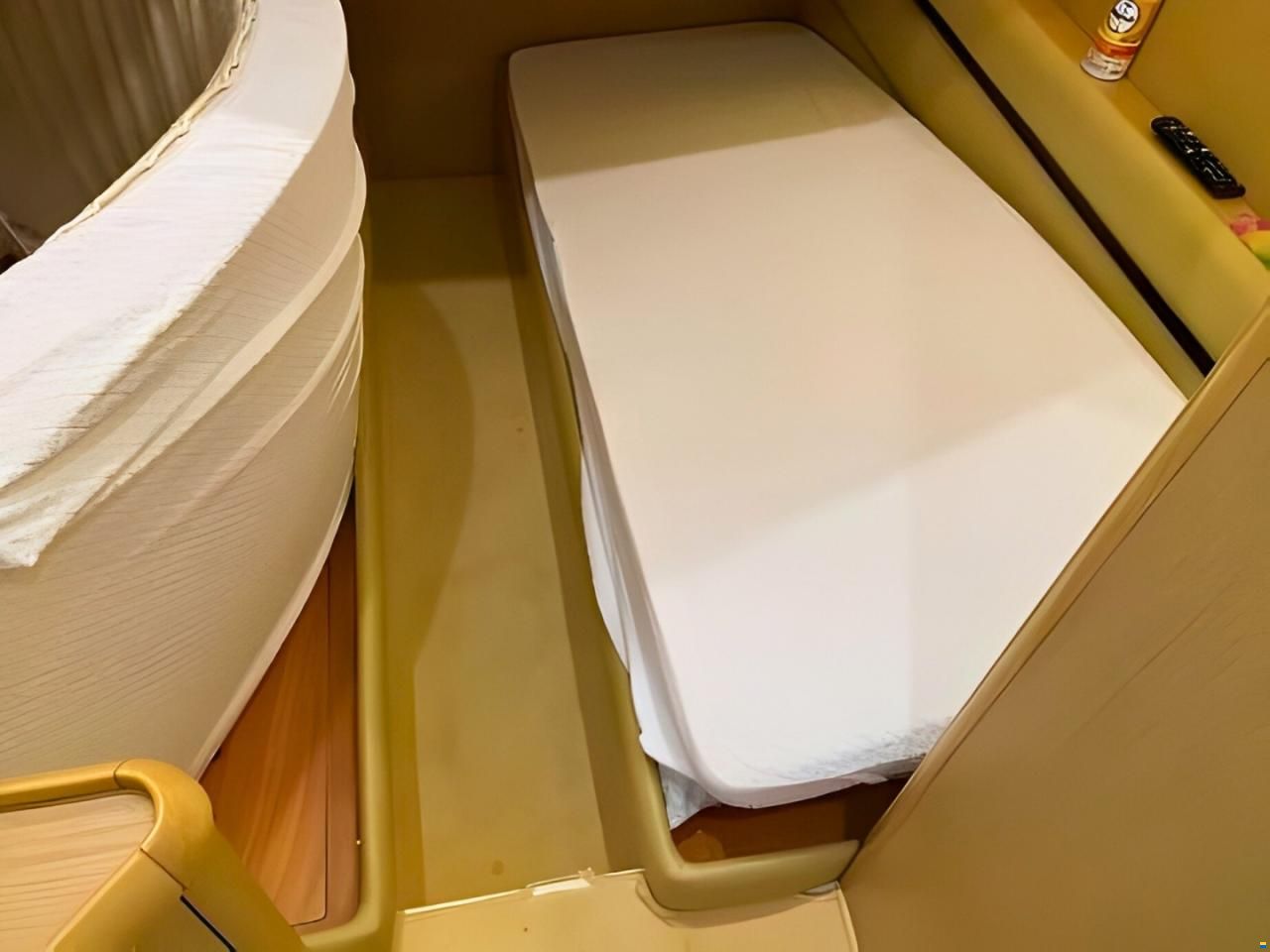 2007 Ferretti 550 zu verkaufen (photo 28)