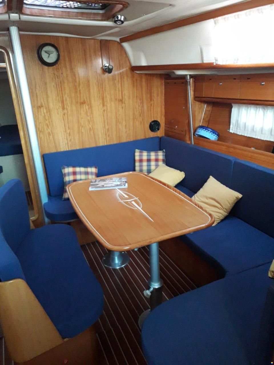 2010 Bavaria 39 Cruiser à vendre (photo 7)