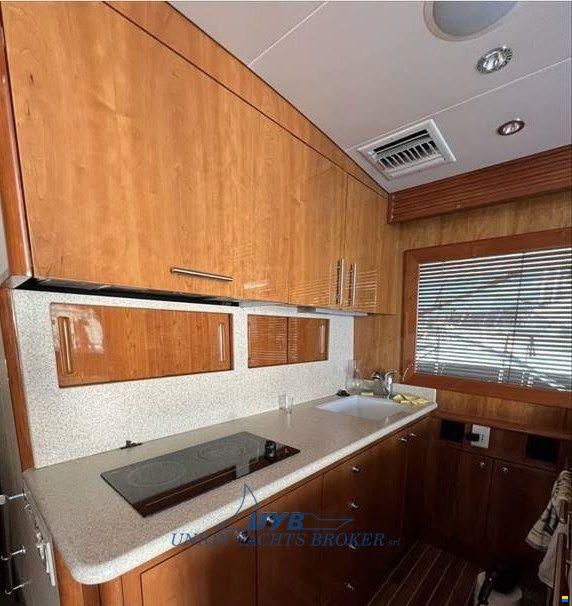 2004 Hatteras 50 Convertible in vendita (photo 4)