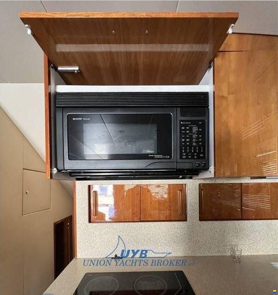 2004 Hatteras 50 Convertible in vendita (photo 5)