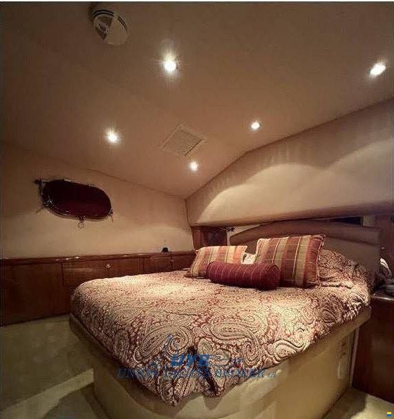 2004 Hatteras 50 Convertible in vendita (photo 7)