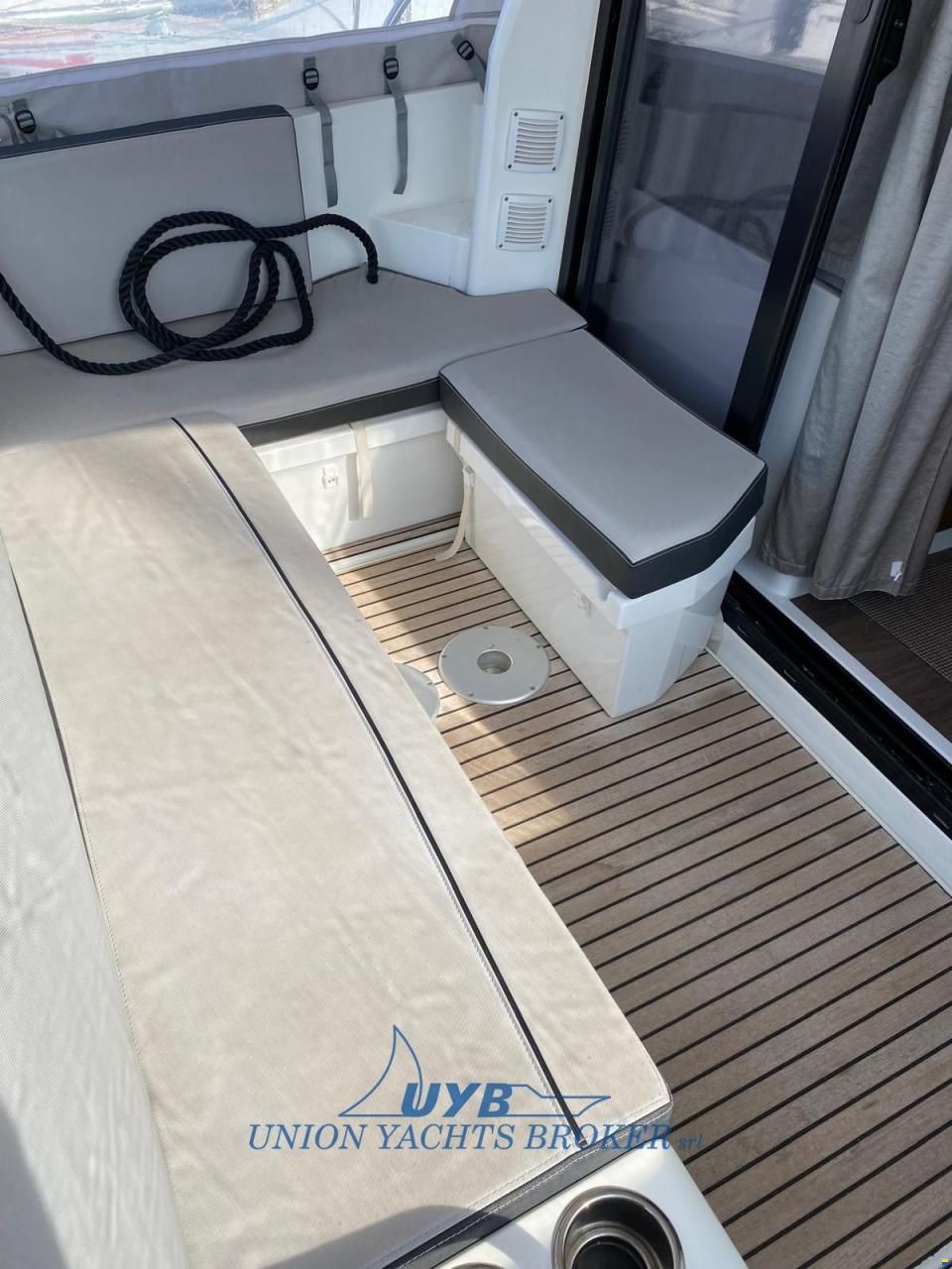 2018 Jeanneau Merry Fisher 895 Offshore for sale (photo 6)