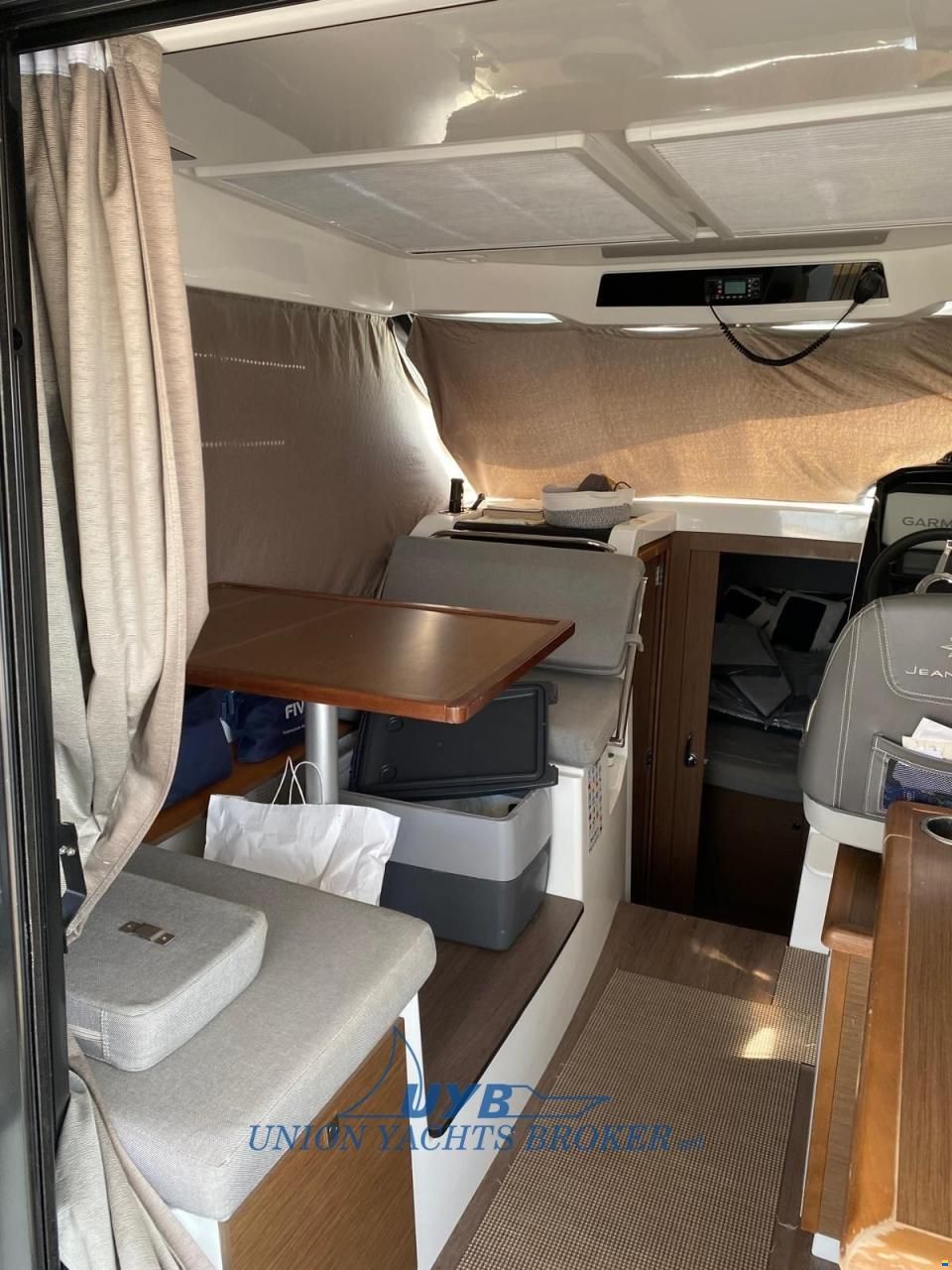 2018 Jeanneau Merry Fisher 895 Offshore for sale (photo 7)