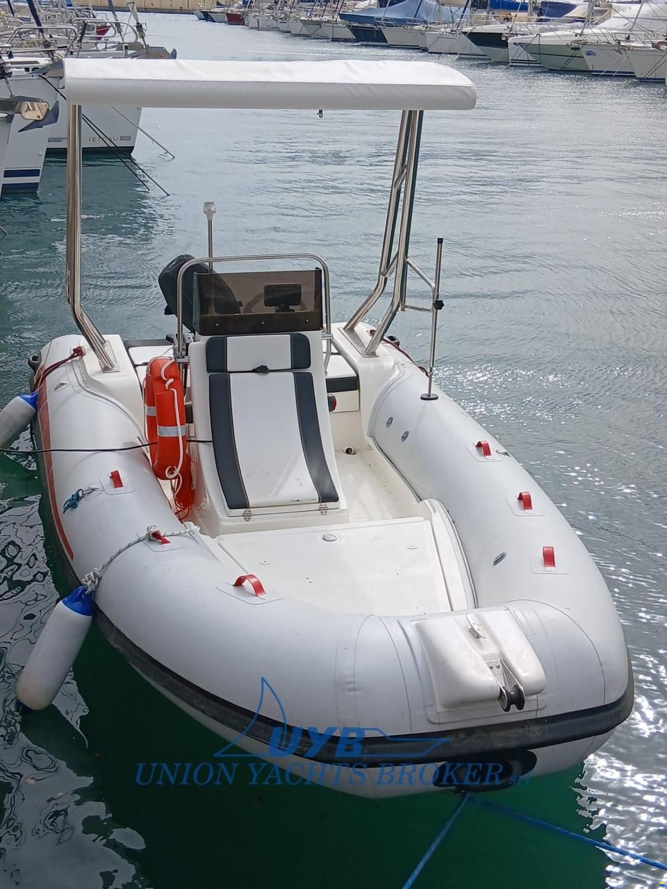 2018 Cantiere Special Line S550 for sale (photo 4)