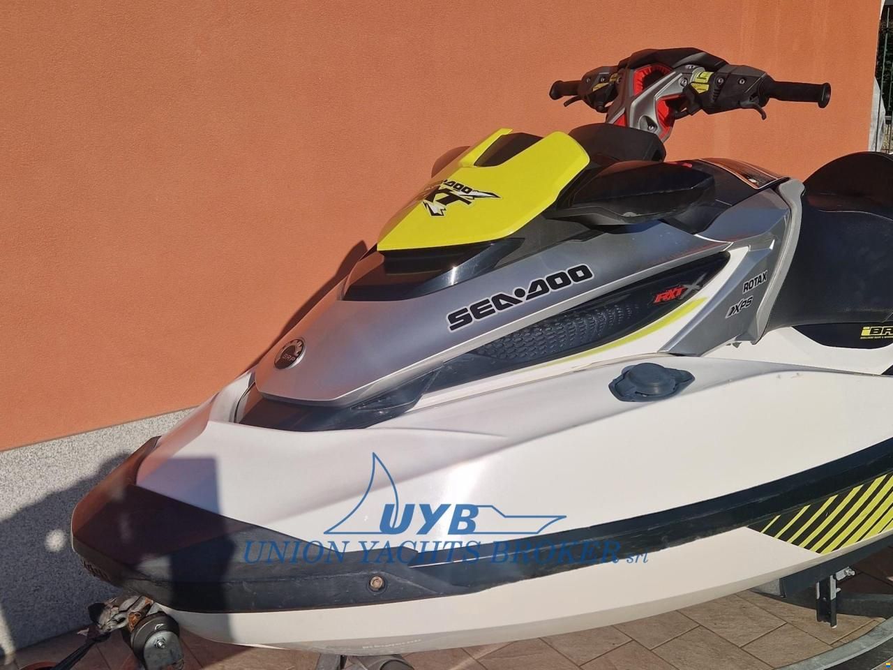 2020 Sea Doo RXT 300RS for sale (photo 2)