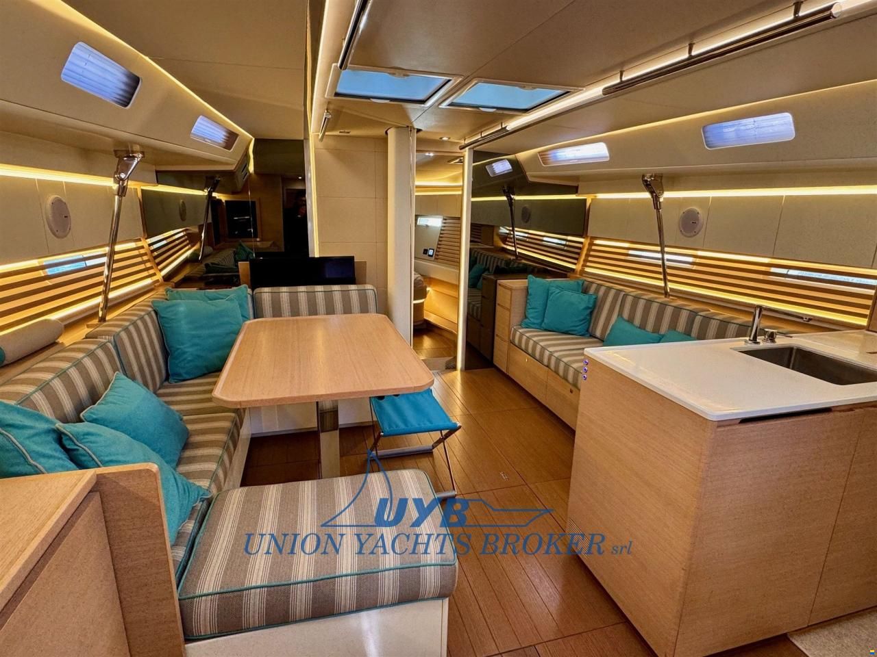 2020 Italia Yachts 15.98 for sale (photo 9)