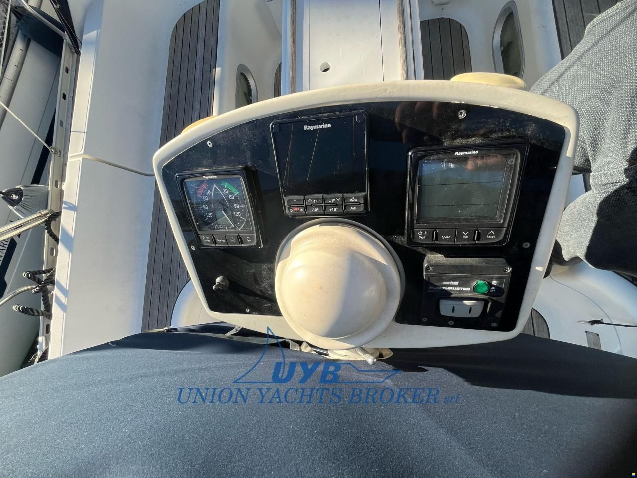 2002 Jeanneau Sun Odyssey 42.2 zu verkaufen (photo 8)
