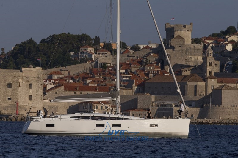 2019 Jeanneau 54 for sale (photo 2)