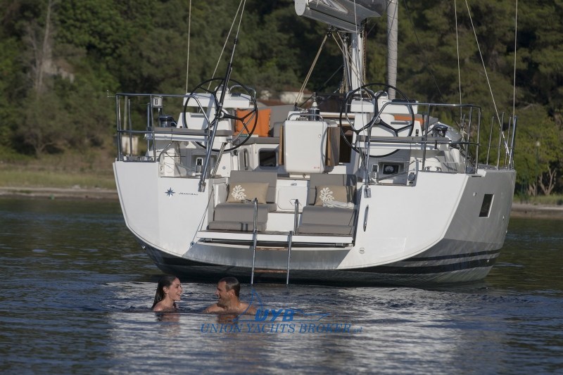 2019 Jeanneau 54 for sale (photo 3)