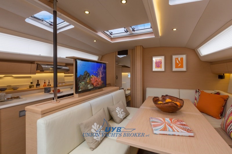 2019 Jeanneau 54 for sale (photo 6)
