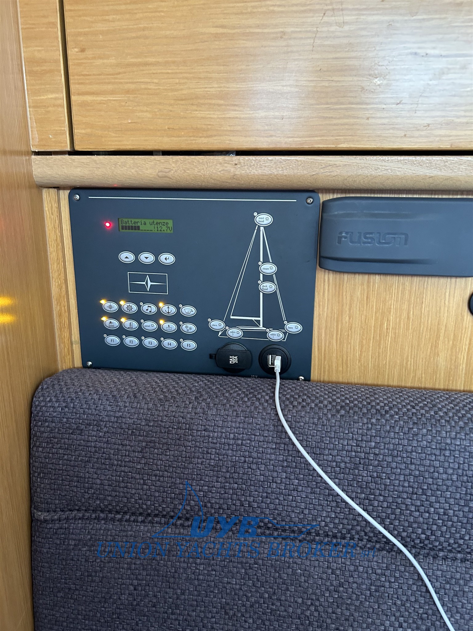 2017 Bavaria 34 Cruiser zu verkaufen (photo 2)