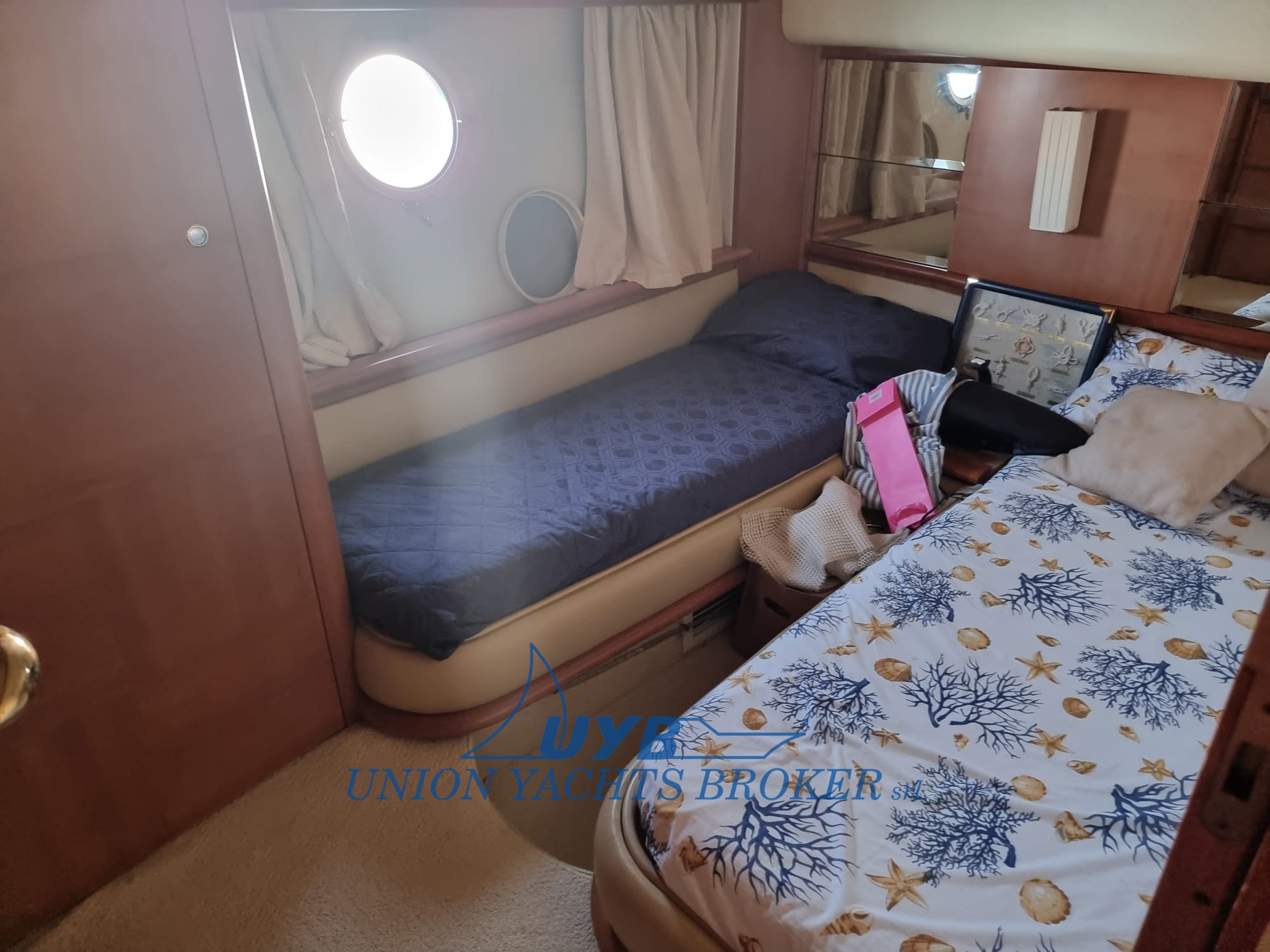 2009 Azimut 62 te koop (photo 2)