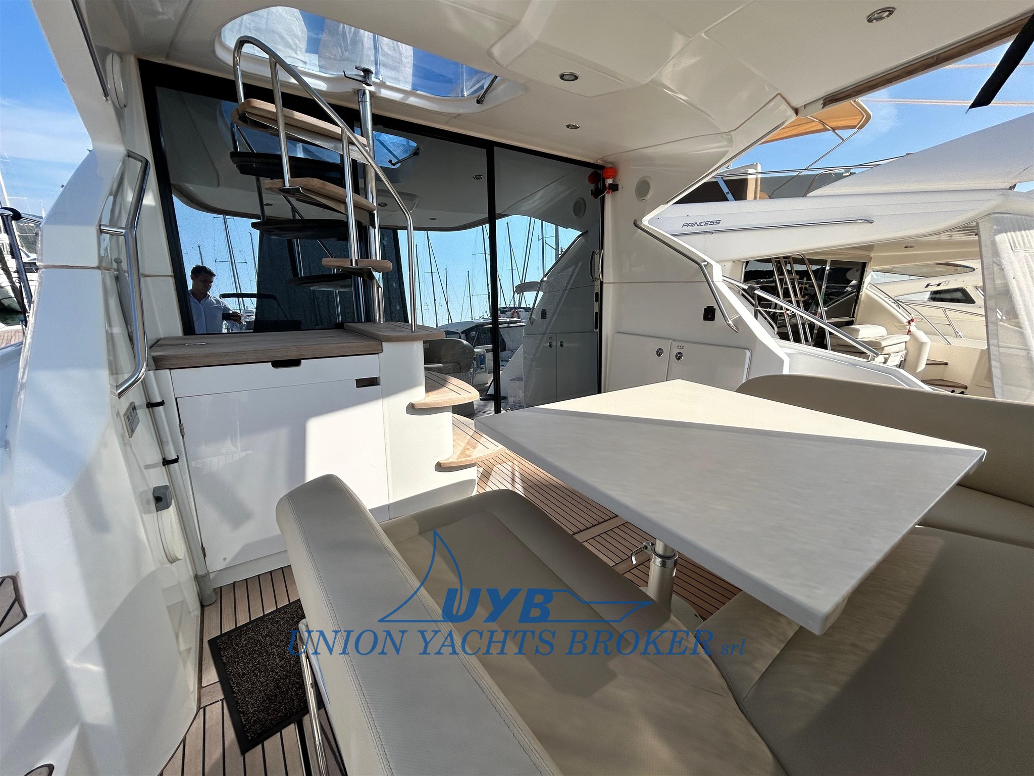 2010 Beneteau Montecarlo 47 for sale (photo 7)