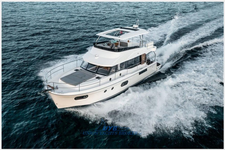 2023 Beneteau Swift Trawler 48 for sale (photo 2)