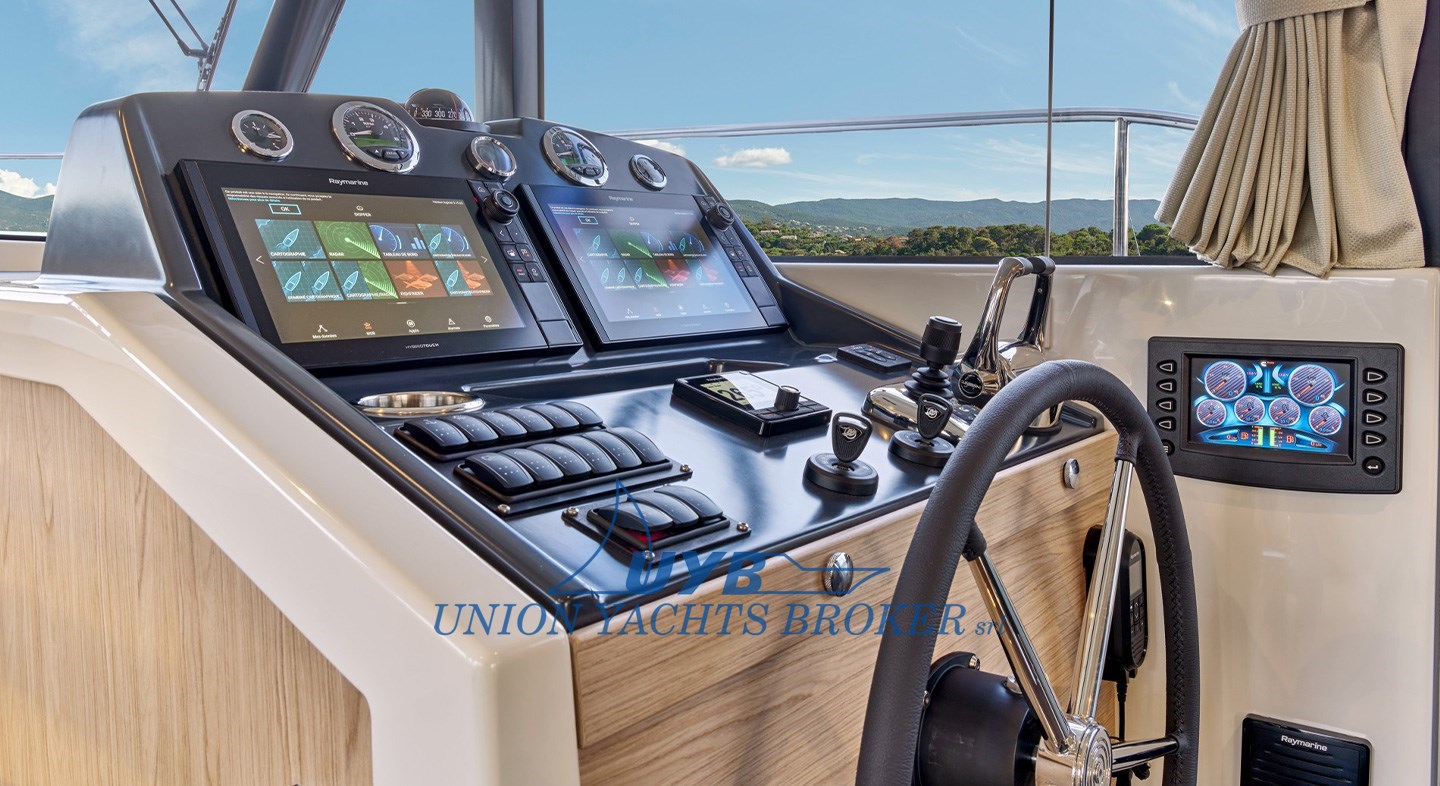 2023 Beneteau Swift Trawler 48 for sale (photo 3)