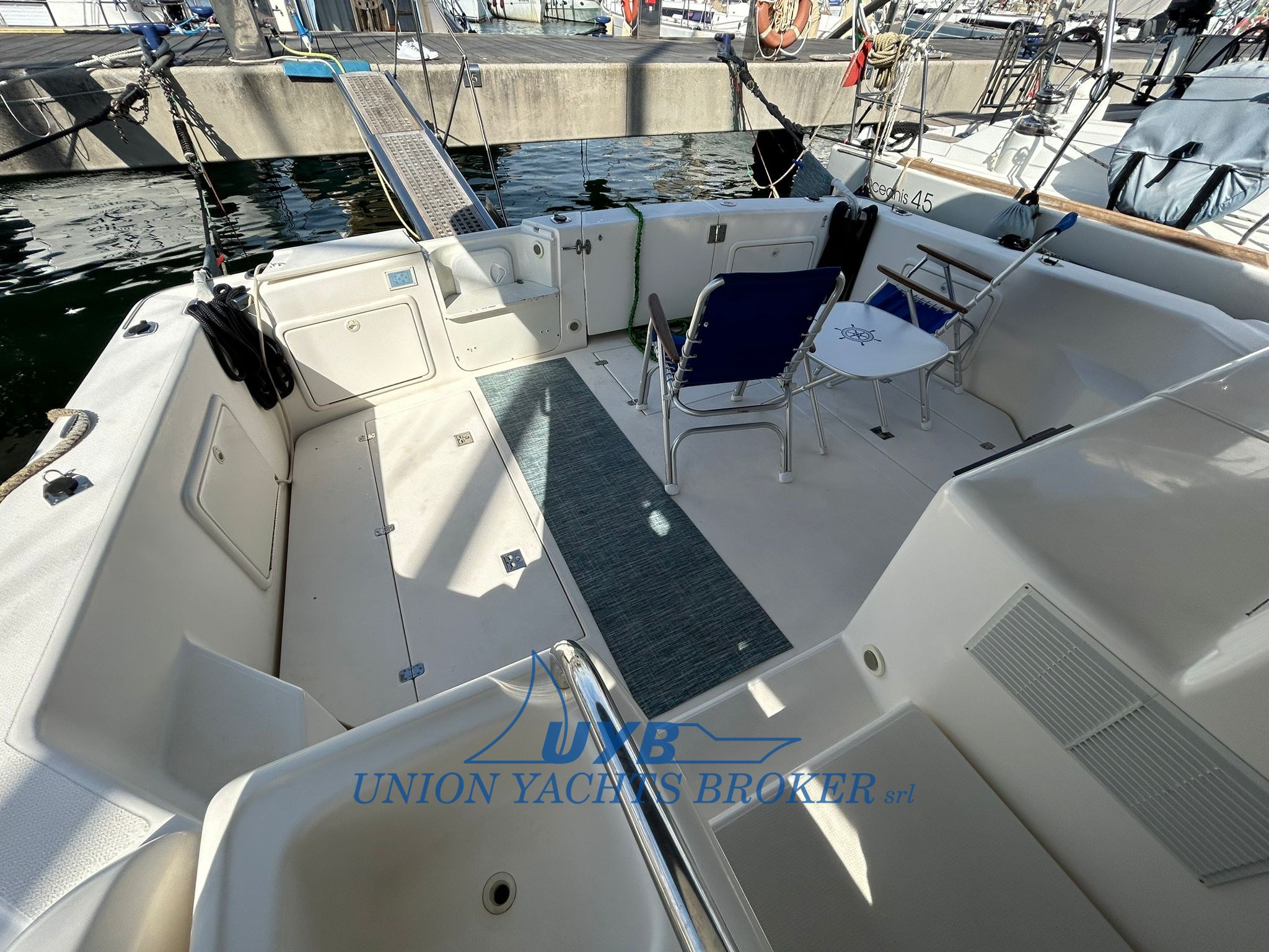 2004 Riviera Marine 4000 Offshore à vendre (photo 10)