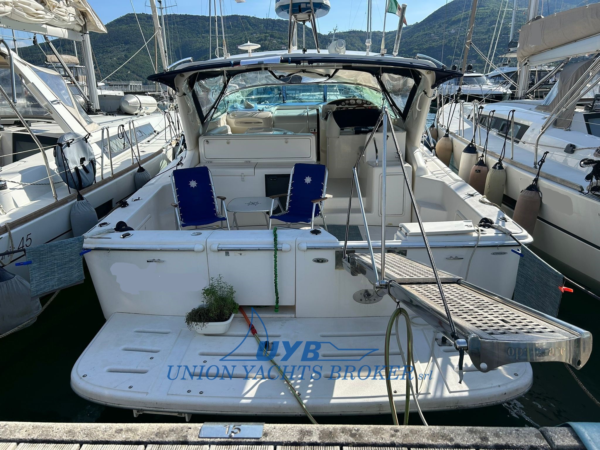 2004 Riviera Marine 4000 Offshore à vendre (photo 15)