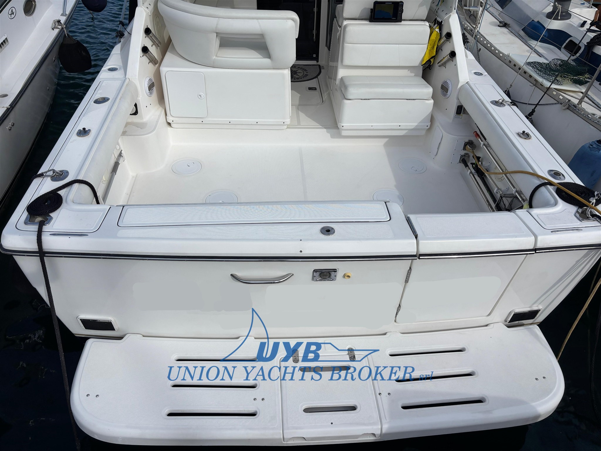 2003 Tiara Yachts 3100 Open for sale (photo 5)