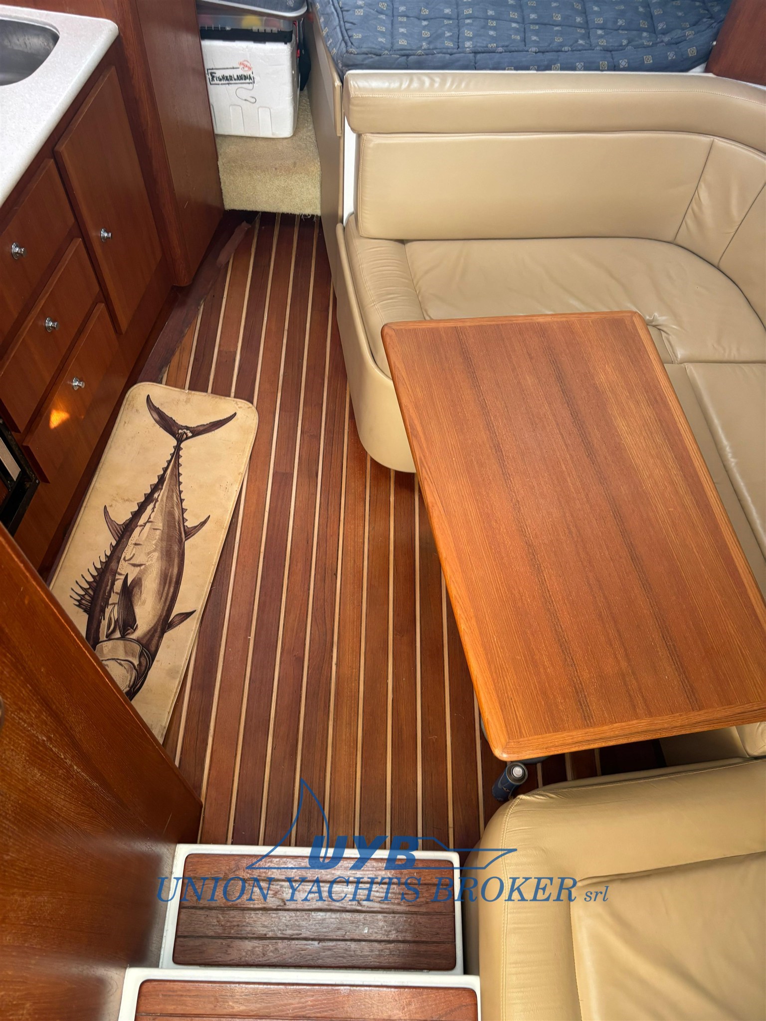 2003 Tiara Yachts 3100 Open for sale (photo 8)