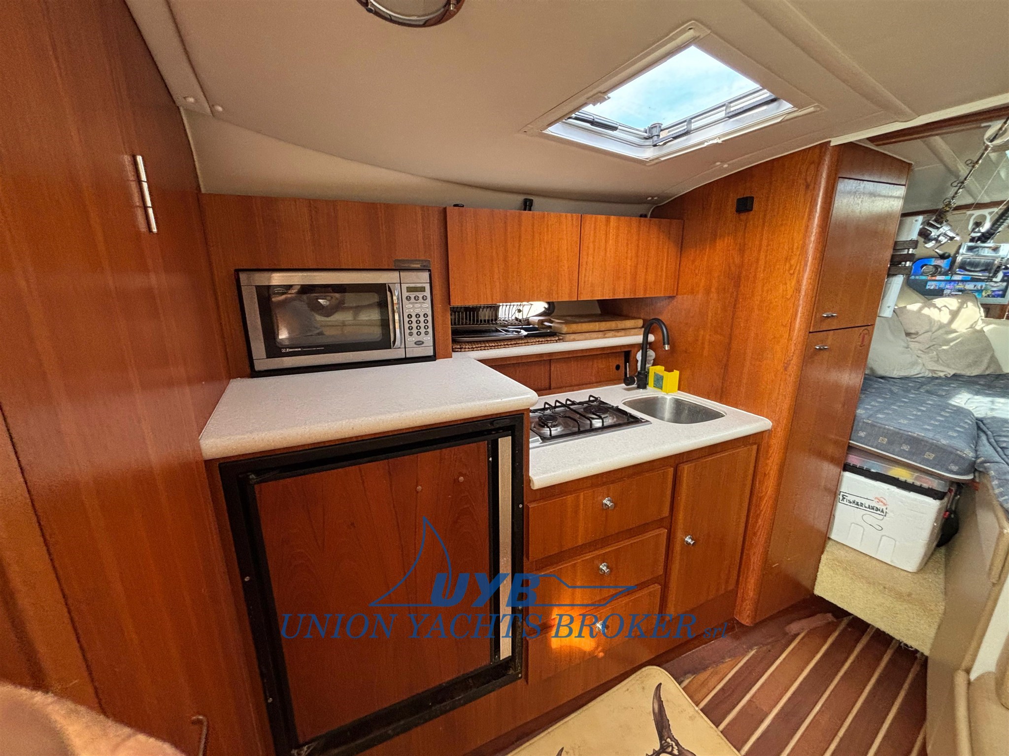 2003 Tiara Yachts 3100 Open for sale (photo 10)