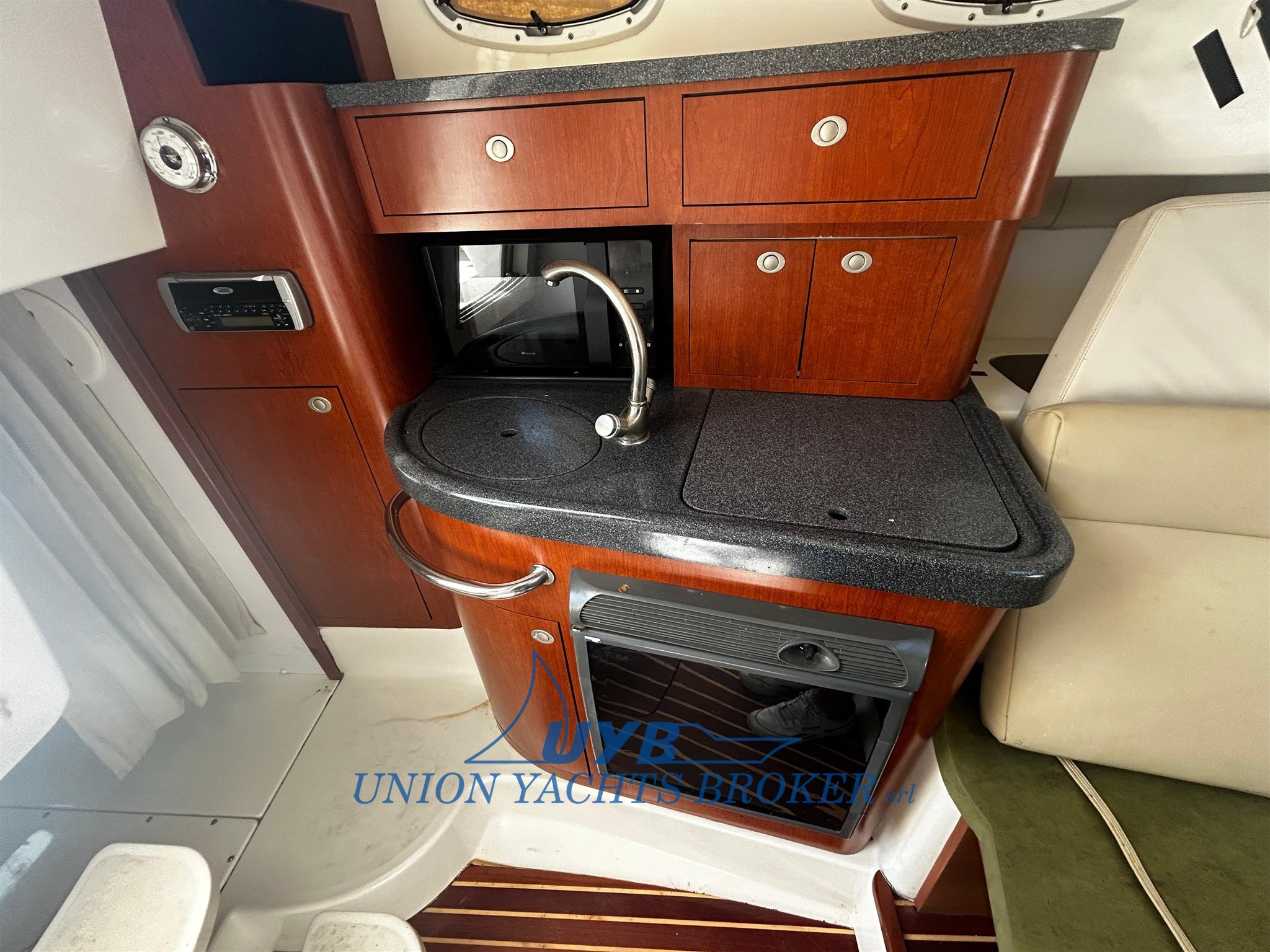 2005 Boston Whaler Boston 305 Conquest te koop (photo 6)