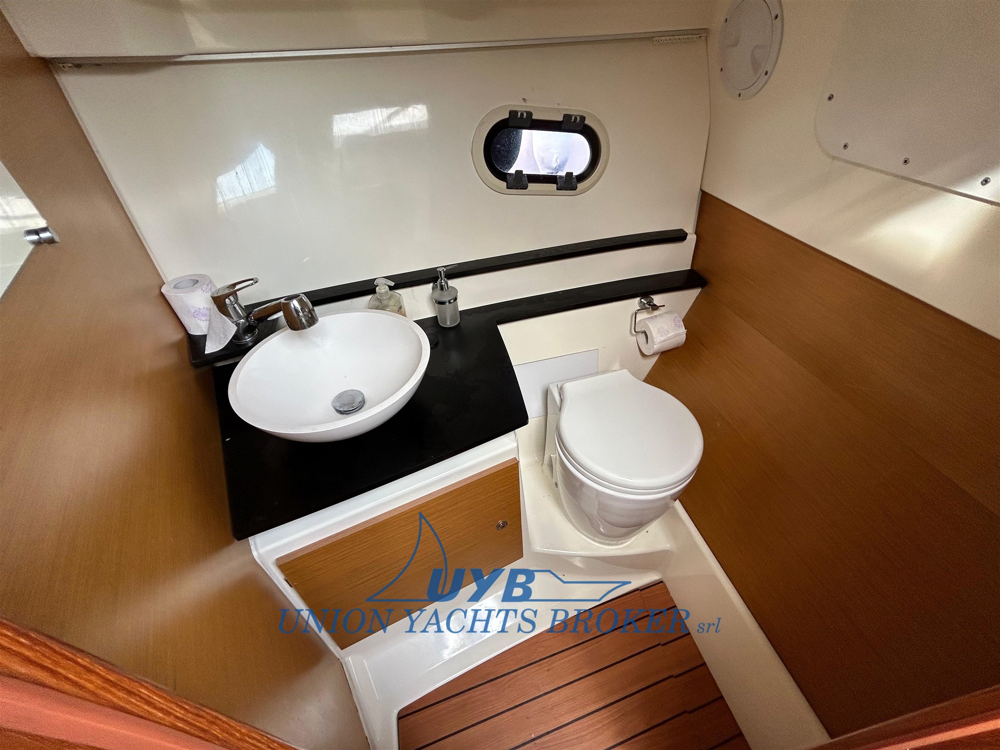 2016 Jeanneau Cap Camarat 8.5 Wa en venta (photo 7)