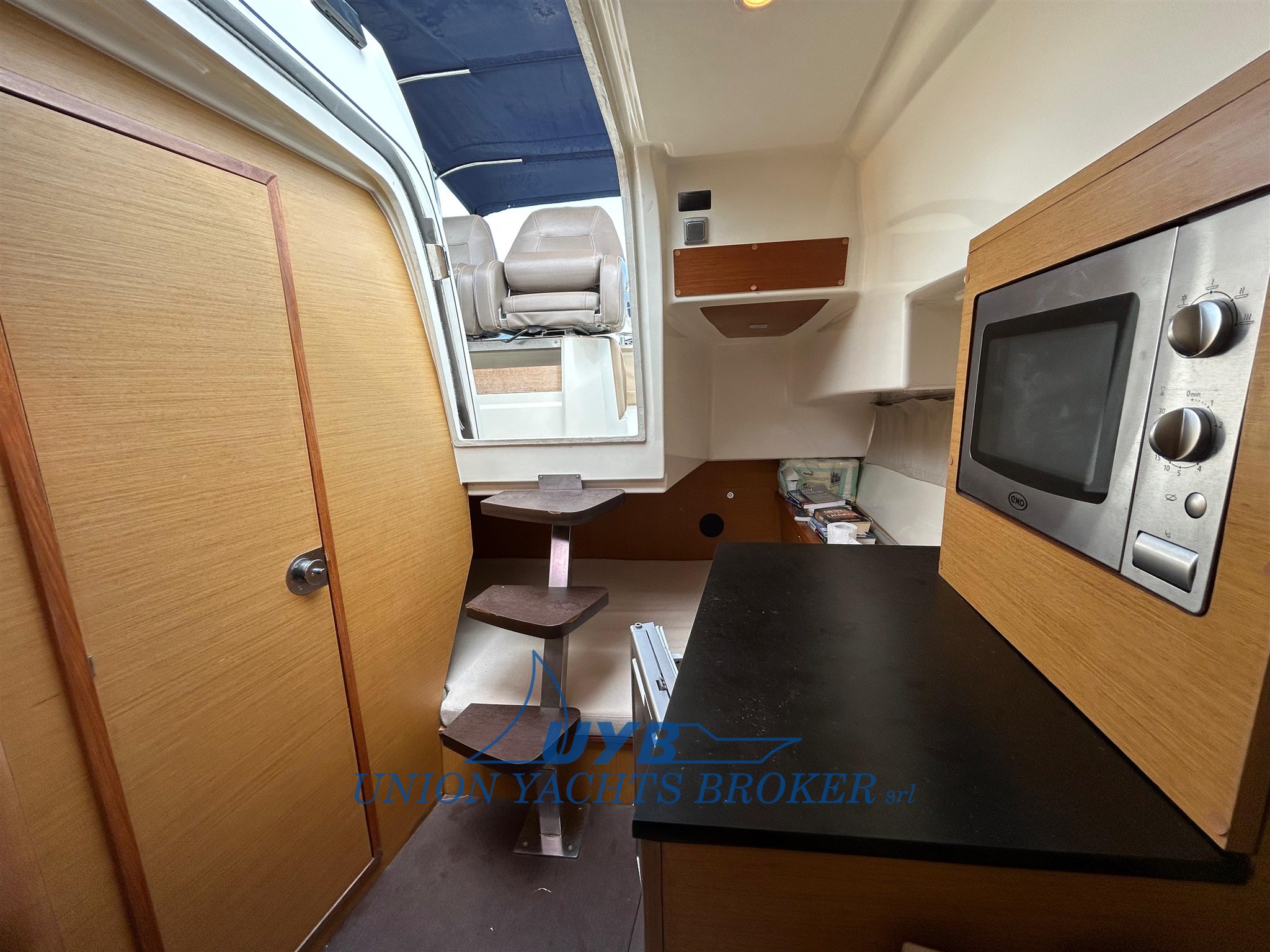 2016 Jeanneau Cap Camarat 8.5 Wa en venta (photo 13)