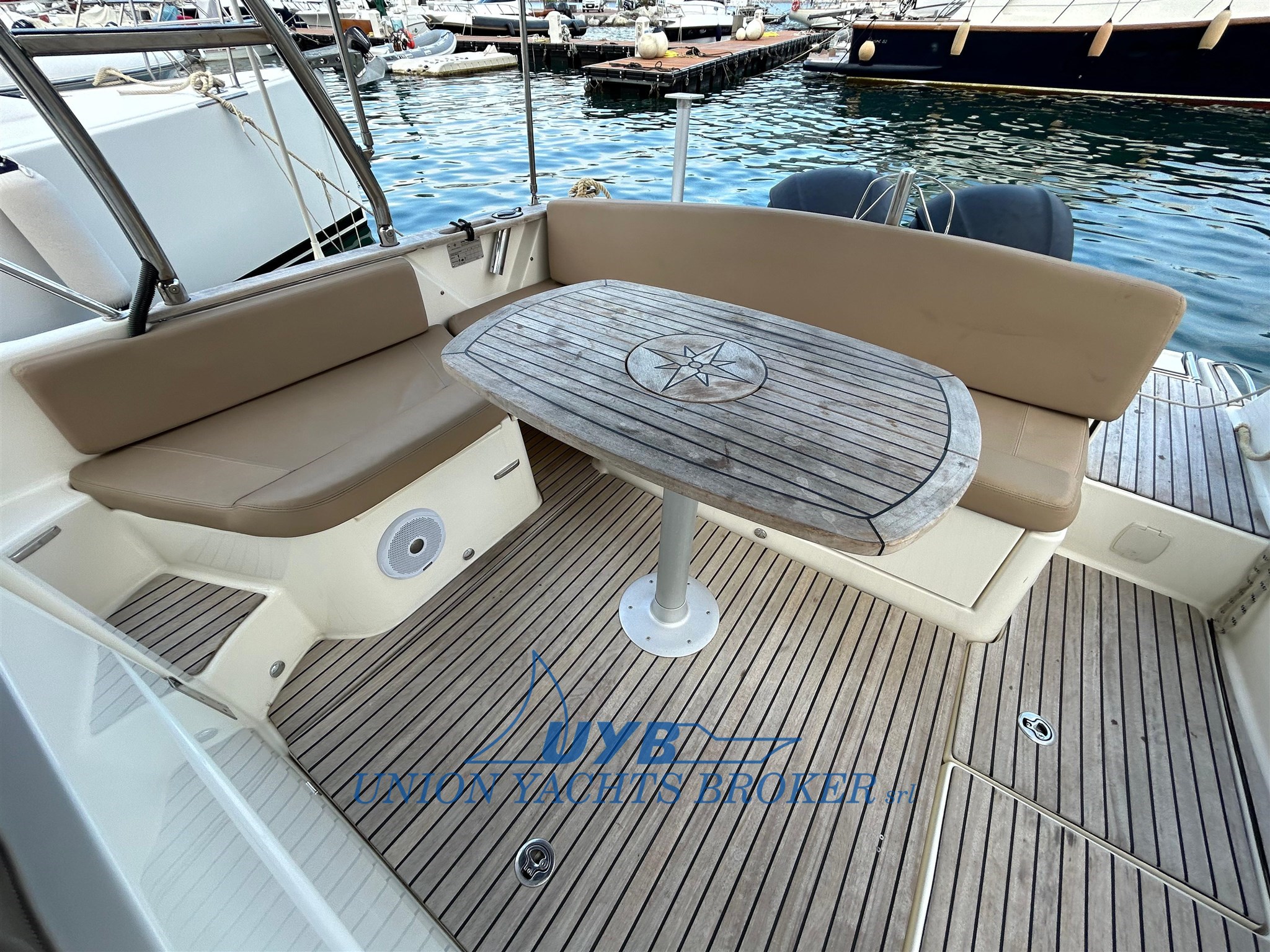 2016 Jeanneau Cap Camarat 8.5 Wa en venta (photo 16)