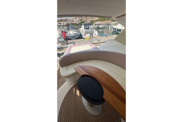 2005 Rio Yachts Rio 44 Air a noleggio (photo 11)