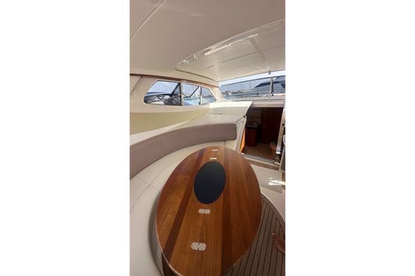 2005 Rio Yachts Rio 44 Air a noleggio (photo 12)