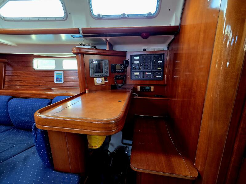 2003 Beneteau Oceanis 473 for sale (photo 11)