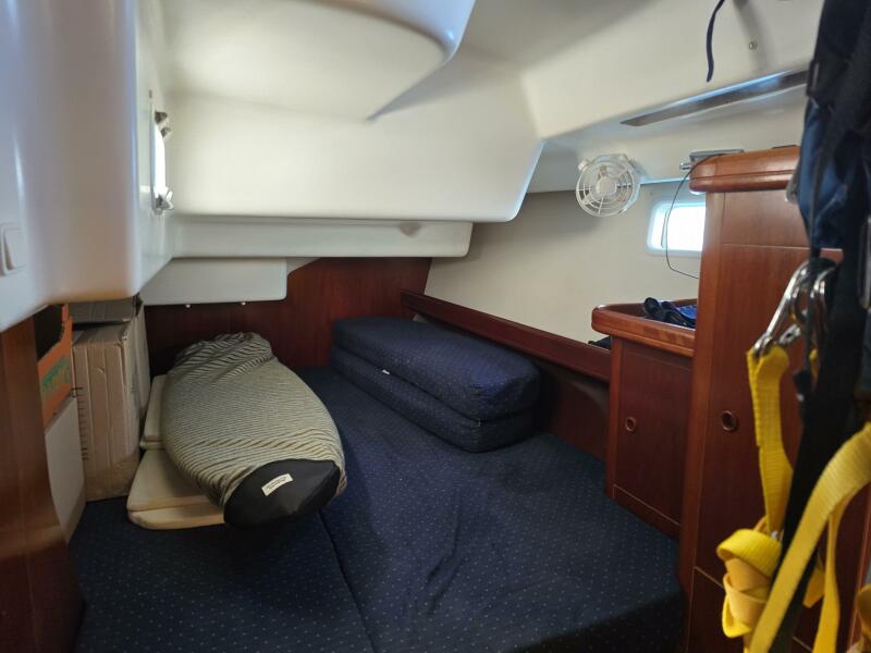 2003 Beneteau Oceanis 473 for sale (photo 14)
